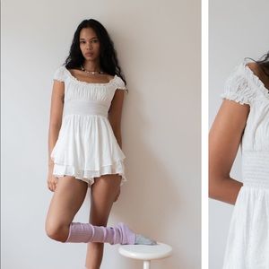 Urban Outfitters romper! Black and white 🖤🤍 - stock photo for the style